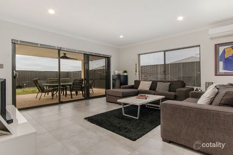 Property photo of 28 Holbeck Way Baldivis WA 6171