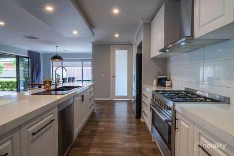 Property photo of 23 Weeks Road Ascot VIC 3551