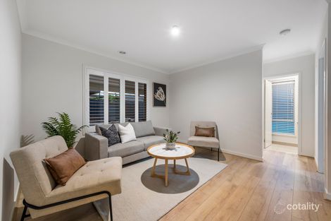 Property photo of 12 Springlands Crescent Fraser Rise VIC 3336