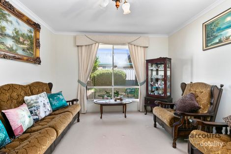 Property photo of 33 Darley Circuit Noarlunga Downs SA 5168