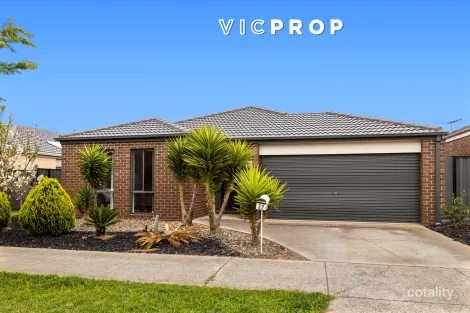 Property photo of 32 Bliss Street Point Cook VIC 3030