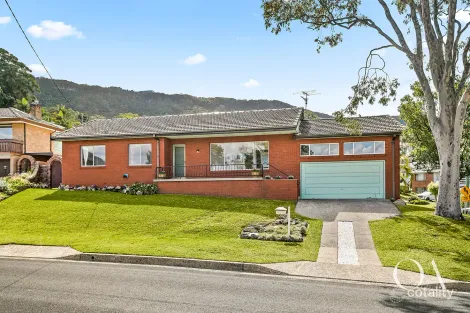 Property photo of 2 Deborah Avenue Thirroul NSW 2515