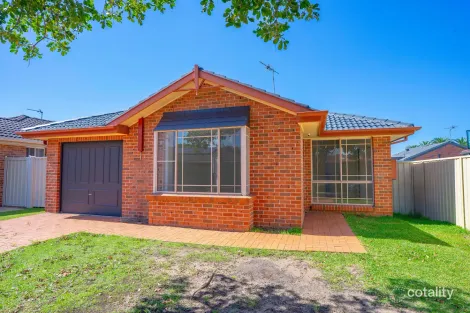 Property photo of 4 Hollingsford Crescent Carrington NSW 2294