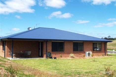 Property photo of 20 Koma Circuit Bega NSW 2550