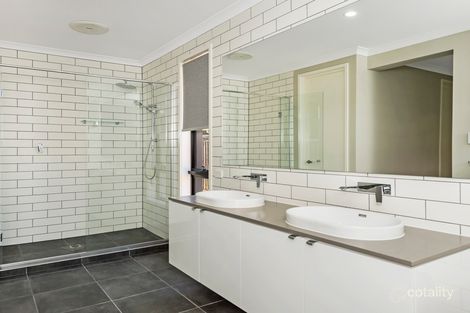 Property photo of 9 Moorinya Circuit Pimpama QLD 4209