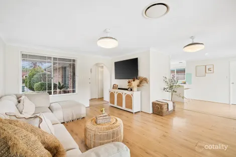 Property photo of 4 Green Close Mardi NSW 2259