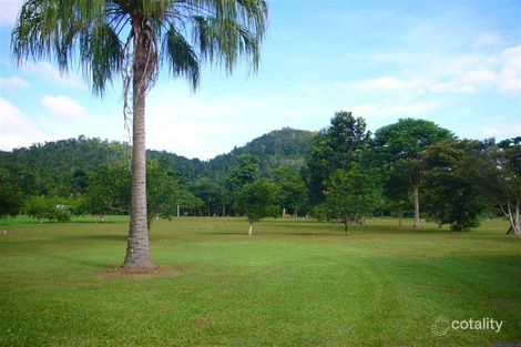 Property photo of 2 Hogan Road Maadi QLD 4855