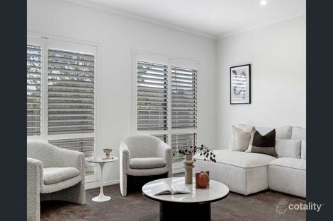 Property photo of 12 Finstall Close Caroline Springs VIC 3023