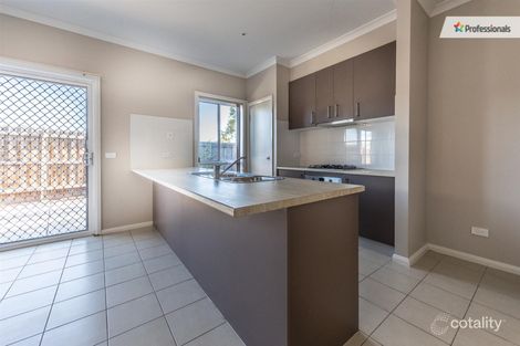 Property photo of 1/38 Galilee Boulevard Harkness VIC 3337