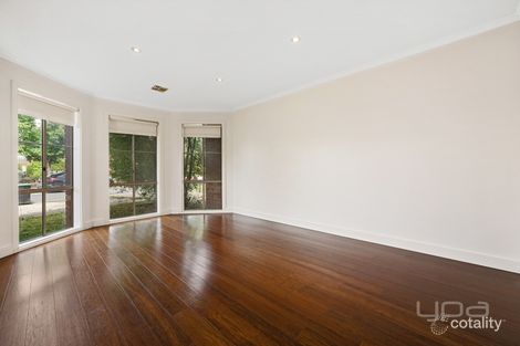 Property photo of 10 Waterford Way Melton West VIC 3337