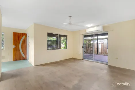 102 Murray St, Manoora, QLD 4870