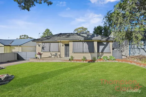Property photo of 7 Hartzer Place Tarro NSW 2322