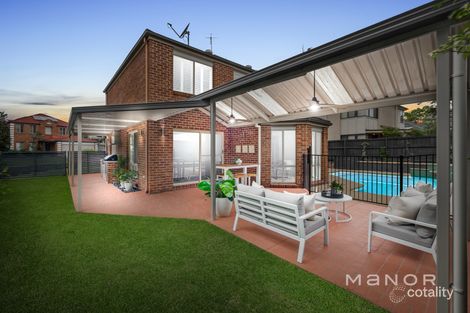 Property photo of 8 Borrowdale Way Beaumont Hills NSW 2155