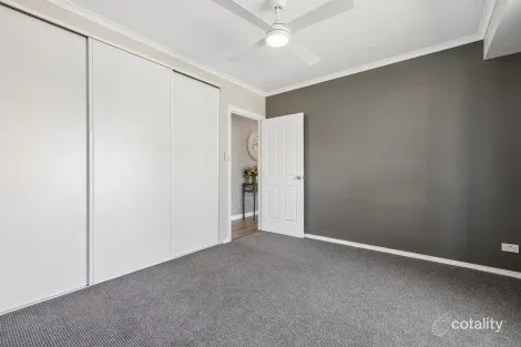 Property photo of 5 Robb Street Encounter Bay SA 5211