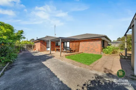 Property photo of 15 Albert Street Moe VIC 3825