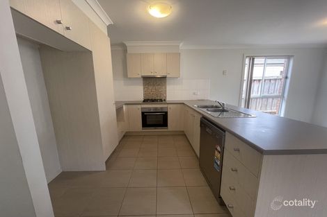 Property photo of 10 Narung Way Wyndham Vale VIC 3024