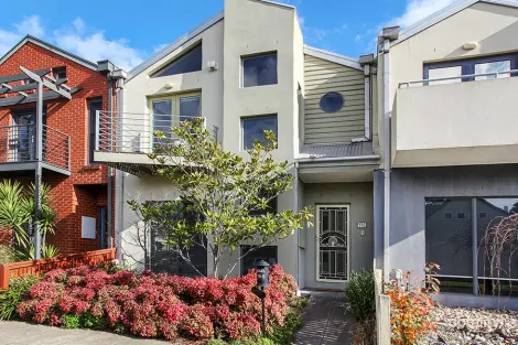 155 John Liston Dr, Newport, VIC 3015