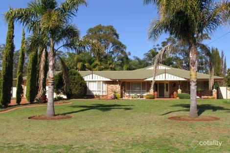 Property photo of 13 Mavis Court Highfields QLD 4352