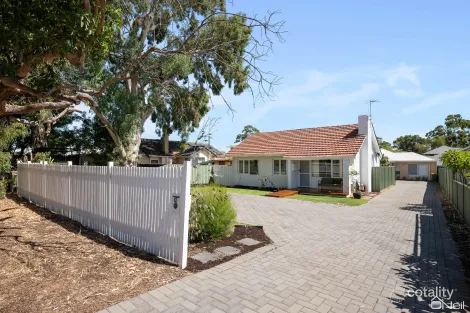 Property photo of 13 Westlake Street Wilson WA 6107