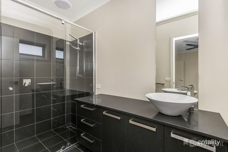 Property photo of 2/2B Peg Leg Road Eaglehawk VIC 3556