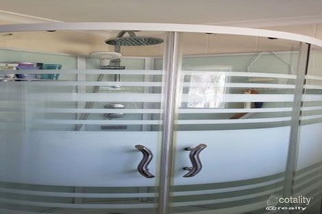 34 Deakin Cres, Nanango, QLD 4615