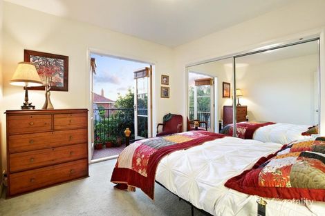 Property photo of 3/240 Queens Parade Fitzroy North VIC 3068