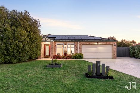 25 Deakin Ct, Berwick, VIC 3806