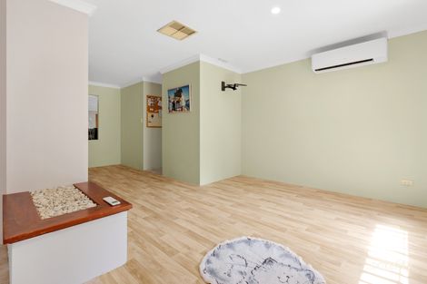 Property photo of 31 Aclare Road Barragup WA 6209