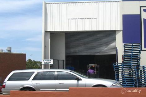 699 The Horsley Dr, Smithfield, NSW 2164