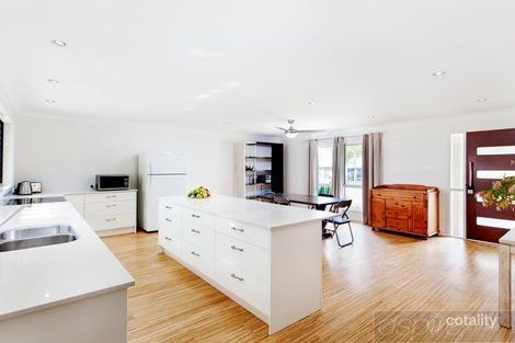 Property photo of 8 Middlespring Court Sippy Downs QLD 4556