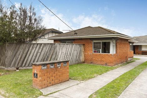 Property photo of 2/4 Centre Dandenong Road Cheltenham VIC 3192