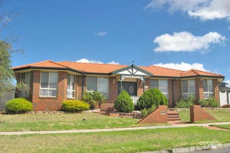 31 Reed Cres, Taylors Lakes, VIC 3038
