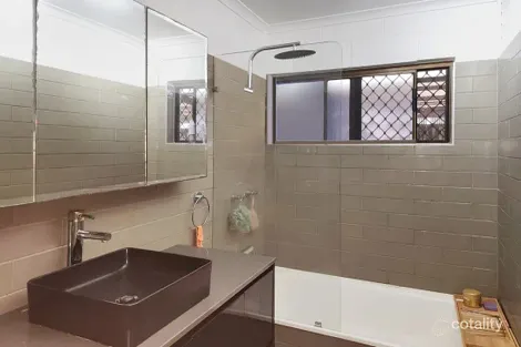 Property photo of 9 Allamanda Crescent Annandale QLD 4814