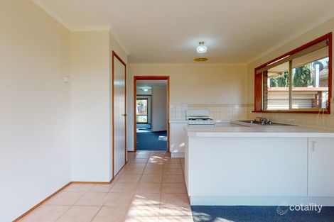 Property photo of 105 Strong Drive Hampton Park VIC 3976
