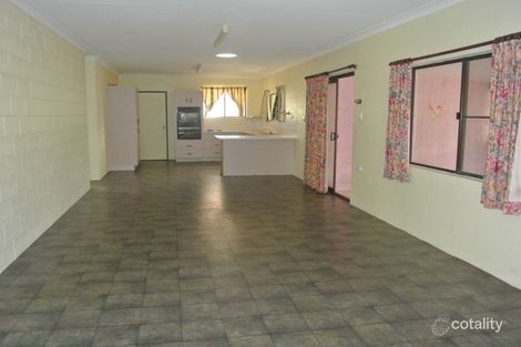 Property photo of 18 Hickman Street Bororen QLD 4678