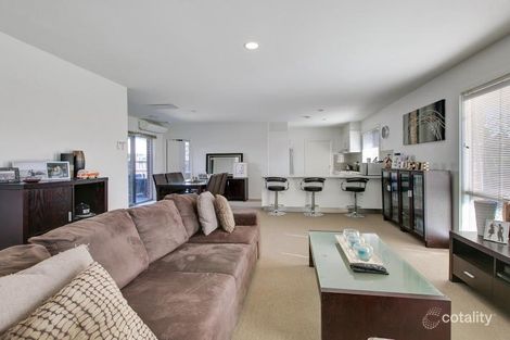 1/5 Warrenwood Pl, Langwarrin, VIC 3910