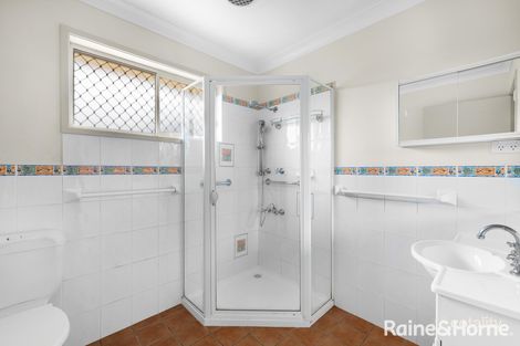 Property photo of 2/5 Brodie Close Bomaderry NSW 2541