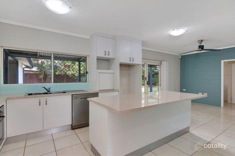 Property photo of 17 Cominos Place Manunda QLD 4870