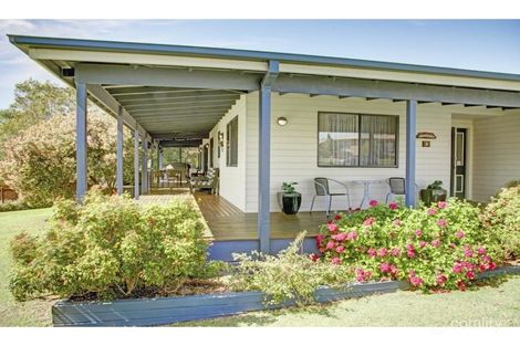Property photo of 8 Waterview Close Lake Conjola NSW 2539