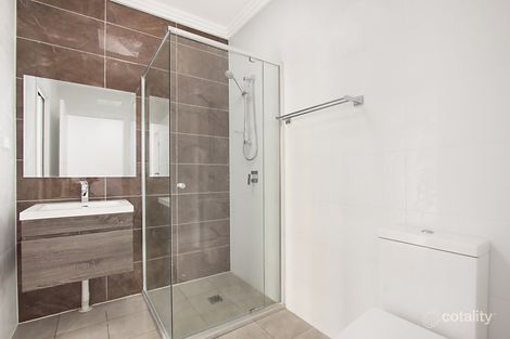 Property photo of 2/27A Carinya Road Girraween NSW 2145