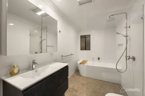 Property photo of 9 Gilruth Road Kenmore QLD 4069