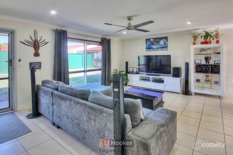 Property photo of 8/27 Southgate Drive Woodridge QLD 4114
