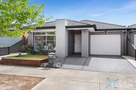 Property photo of 30 Taylan Street Craigieburn VIC 3064