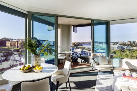Property photo of 702/22-40 Sir John Young Crescent Woolloomooloo NSW 2011