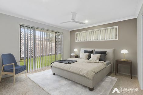 Property photo of 25 Weir Close Berrinba QLD 4117