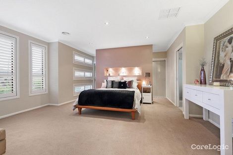 Property photo of 8 Manorwood Way Berwick VIC 3806