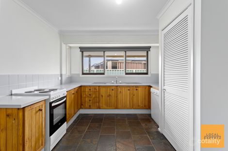 Property photo of 1 Westcott Parade Rockbank VIC 3335