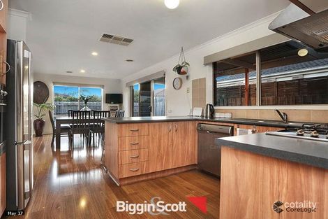 Property photo of 3A Eglinton Close Berwick VIC 3806