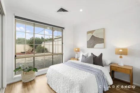 Property photo of 26 George Booth Drive Seahampton NSW 2286