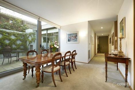 Property photo of 23 Hopetoun Road Toorak VIC 3142